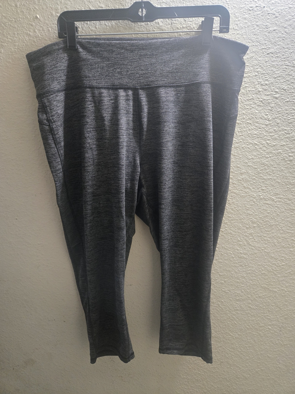Spalding Dark Gray Capri Leggings - High Waist Active Wear